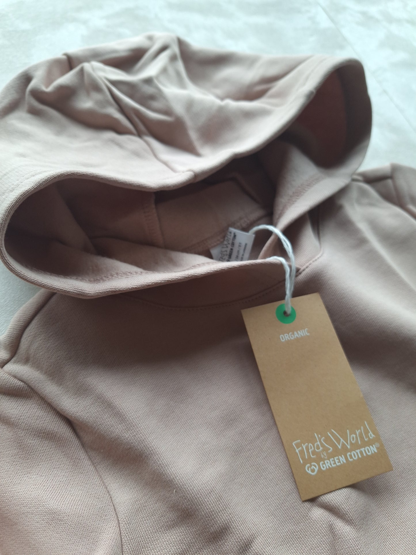 Šaty s česanou vnitřní úpravou