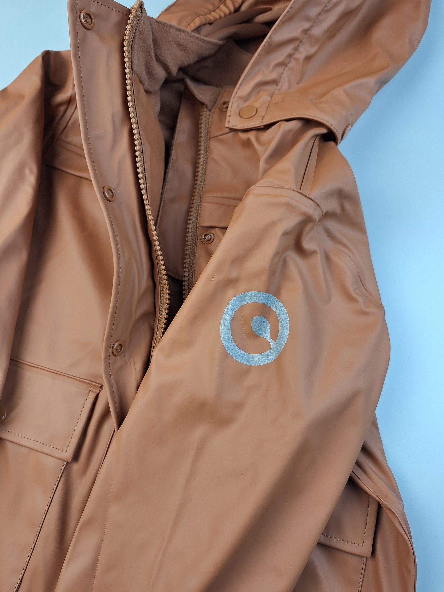 Světle hnědá bunda do deště