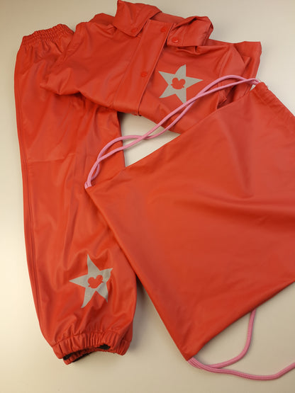 Červená souprava - kalhoty, bunda, vak do deště